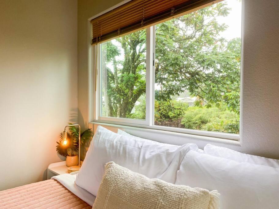 Hibiscus Hale, Full Kitchen, King Bed, Parking Apartment Keaau Luaran gambar